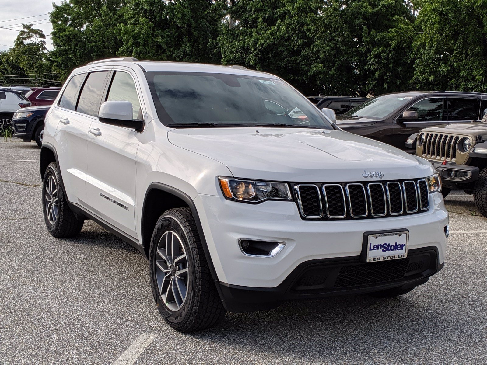 New 2020 JEEP Grand Cherokee Laredo E 4×4 Sport Utility