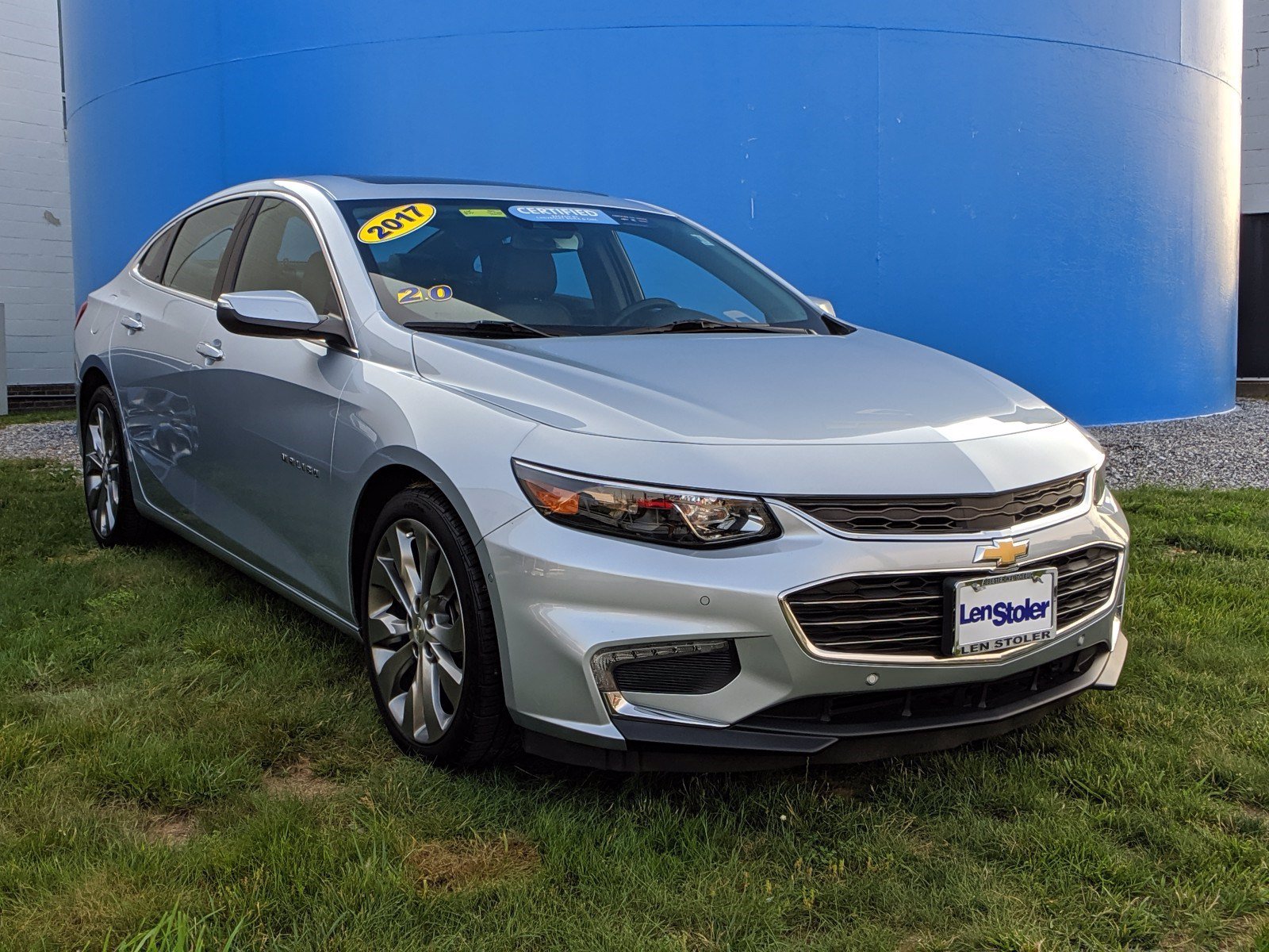 Pre-Owned 2017 Chevrolet Malibu Premier FWD 4dr Car