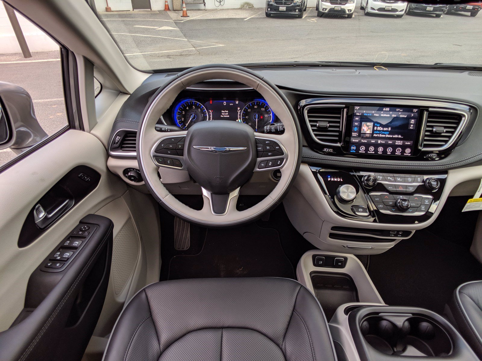 New 2020 CHRYSLER Pacifica Limited FWD Passenger Van